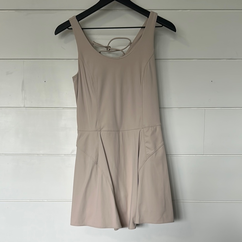 Nude athletic dress
